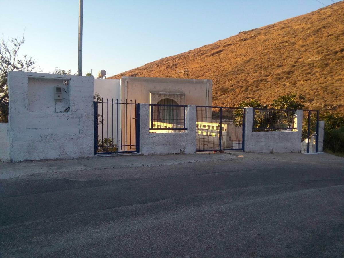 Despinas House Kythnos Villa Bagian luar foto